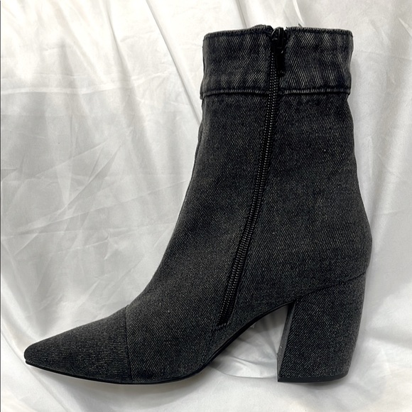 Jeffrey Campbell Designer Finite Black Denim Block Heeled Pointy Toe Booties, 7 - Picture 3 of 13